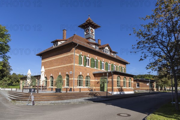 The Old Camp in Münsingen has been a listed building since 1996 and is a former military centre from the German Empire. In 2015, the Old Camp with its 140 historic buildings was privatised and is now operated and managed by the Albgut company. Swabian Alb, Münsingen, Baden-Württemberg, Germany