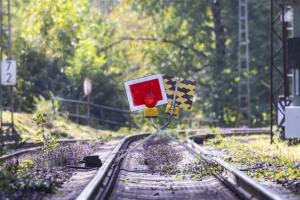 Track closed. The signal is called Sh2 (protective stop) . The stop sign is placed in front of track sections that are not passable due to track closures, construction sites or danger zones. Deutsche Bahn AG is modernising the infrastructure. Stuttgart, Baden-Württemberg, Germany