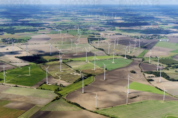 Germany, Europe, Saxony-Anhalt, Goldbeck, district of Stendal, wind power, wind turbine, environment, landscape, aerial view, many