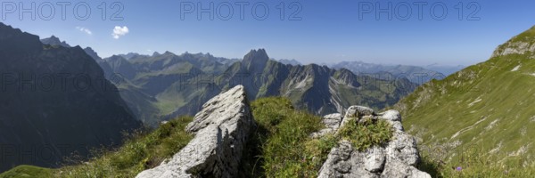 Mountain panorama from Laufbacher-Eckweg to Höfats, 2259m, Allgäu Alps, Allgäu, Bavaria, Germany