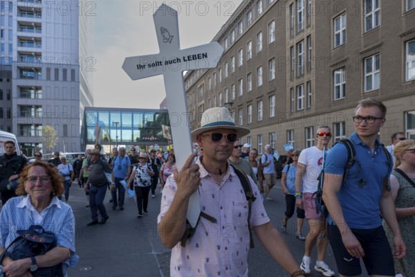 Germany, Berlin, 20/09/2025, Anti-abortion activists demonstrate in Berlin, initiated by the Federal Association for the Right to Life, cross