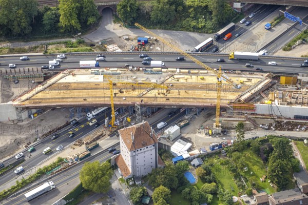 Aerial view, Kaiserberg motorway junction with construction site and bridge construction, Werthacker bunker, Duissern, Duisburg, Ruhr area, North Rhine-Westphalia, Germany, construction work, construction area, construction site, building plots, construction project, construction site, bridge construction, DE, Europe, major construction site, aerial view, aerial photography, aerial photography, new construction, road traffic, overview, bird's eye view, bird's eye view, overview