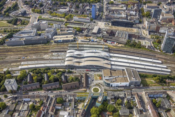 Aerial view, major construction site main station Hbf, area between new track hall and Portsmouthplatz, Neudorf-Nord, Duisburg, Ruhr area, North Rhine-Westphalia, Germany, railway area, station, station forecourt, construction work, construction area, construction site, construction site, construction project, construction project, construction site, DE, Deutsche Bahn AG, Europe, track system, tracks, major construction site, main station, main station, aerial view, aerial photography, aerial photography, new building, overview, bird's-eye view, overview