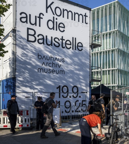 Open day, Bauhaus Archive, construction site in Klngelhöferstraße, Berlin, Germany