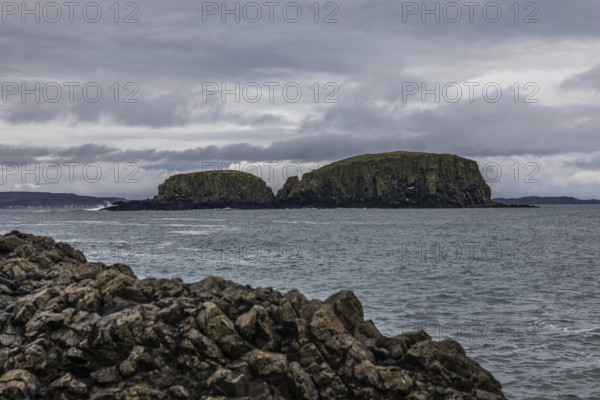 Rocky coast, offshore islands, Ballintoy Harbour, Causeway Coastal Route, Antrim, Northern Ireland, Great Britain