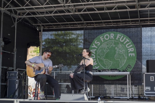 Singer Marisabelle live on stage at the global climate strike organised by Fridays for Future under the motto Exit Gas - Enter Future, demonstration with rally at the fish market, Hamburg, Germany