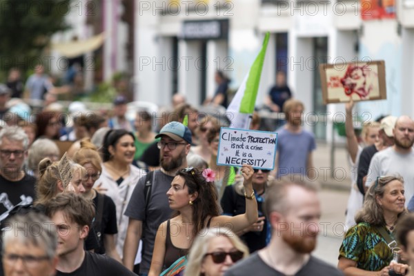 Worldwide climate strike by Fridays for Future under the motto Exit Gas - Enter Future, demonstration with rally at the fish market, Hamburg, Germany