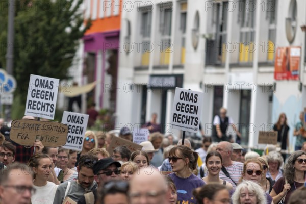 Worldwide climate strike by Fridays for Future under the motto Exit Gas - Enter Future, demonstration with rally at the fish market, Hamburg, Germany