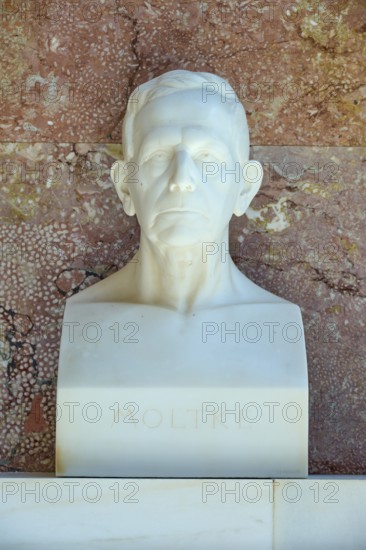 Marble bust of Moltke against a red background, classical style with a serious expression, Walhalla, Donaustauf, Regensburg, Bavaria, Germany