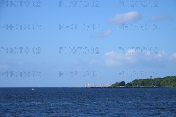 Wide sea to the horizon under a clear blue sky on a calm day, Heikendorf, Plön district, Kiel Fjord, Schleswig-Holstein, Germany