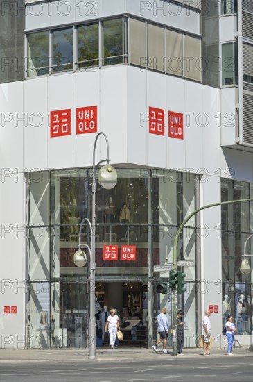 Uniqlo Textiles, Tauentzienstraße, Charlottenburg, Berlin, Germany