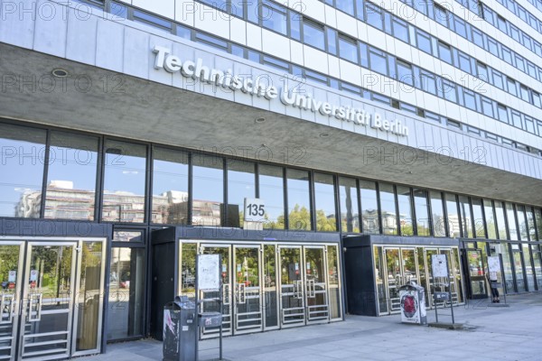 Main Building TU, Technical University, Straße des 17. Juni, Charlottenburg, Charlottenburg-Wilmersdorf, Berlin, Germany