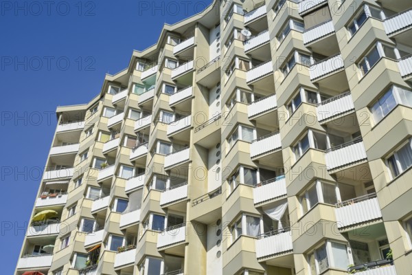 Residential building, prefabricated building, balconies, Toeplerstraße, Charlottenburg-Nord, Charlottenburg-Wilmersdorf, Berlin, Germany