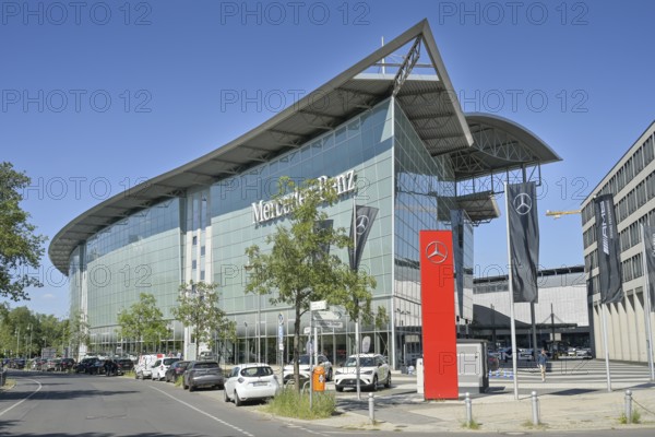 Mercedes-Benz branch, Salzufer, Charlottenburg, Charlottenburg-Wilmersdorf, Berlin, Germany
