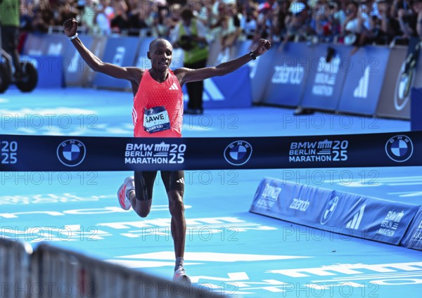 Sabastian Sawe wins the Berlin Marathon in a time of 2:02:16 hours at the Berlin Marathon 2025