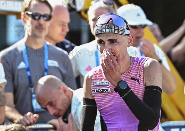 Hendrik Pfeiffer best German runner with a time of 2:09:14 hours at the Berlin Marathon 2025