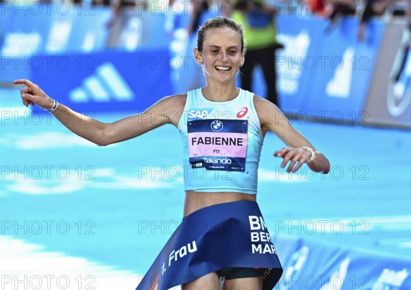 Fabienne Koenigstein best German runner with a time of 02:22:17 hours at the Berlin Marathon 2025