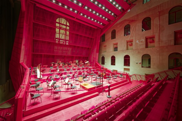 Modern concert hall in the atrium, luxury spa Kaiserbad, interior, interior, spa, healing spring, health, mineral, mineral water, illness, Karlovy Vary, Karlovy Vary, Bohemia, Czech Republic