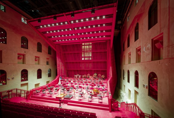 Modern concert hall in the atrium, luxury spa Kaiserbad, interior, interior, spa, healing spring, health, mineral, mineral water, illness, Karlovy Vary, Karlovy Vary, Bohemia, Czech Republic