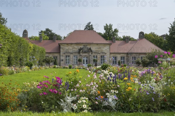 Old Castle, Hermitage, flowerbeds, Bayreuth, Upper Franconia, Franconia, Bavaria, Germany