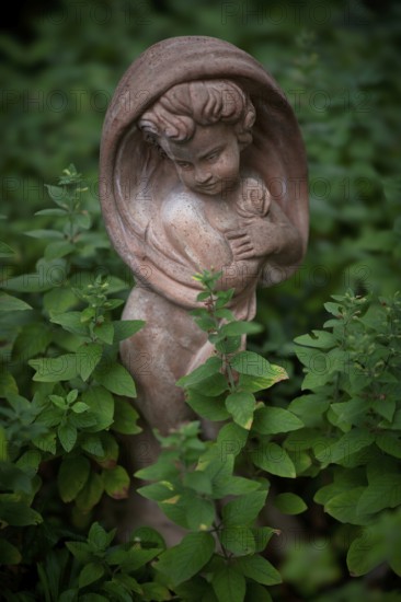Terracotta statue, girl, garden, Stuttgart, Baden-Württemberg, Germany