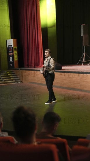 Turkish singer Coskun Sabah performs on stage at Gaziantep University as part of the Türkiye Kültür Yolu Festival. The concert reflects the festival's aim to celebrate music and cultural heritage through live performances across the city, Gaziantep, Gaziantep, Türkiye