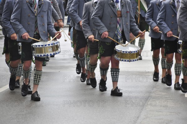 Gaujugendfestzug, drummer, traditional traditional costume