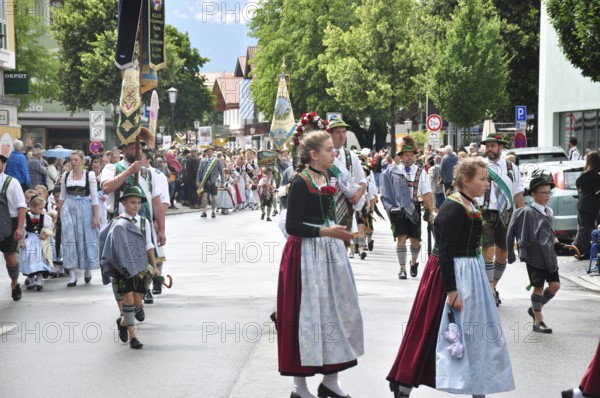 Customs, tradition, traditional traditional costume, traditional costume children, parade, festival week, march, parade, Garmisch-Partenkirchen
