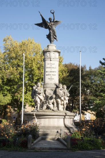 Memorial to the dead of the First World War, Winston Churchill Square, Charleville-Mézières, Ardennes, Grand Est, France