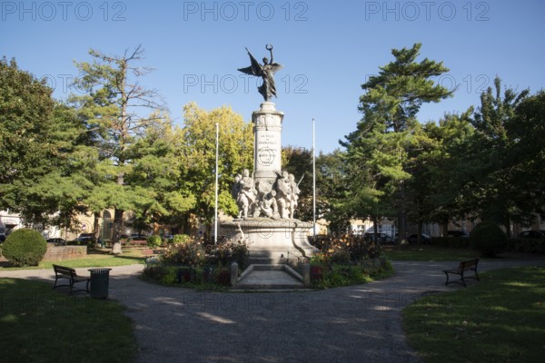 Memorial to the dead of the First World War, Winston Churchill Square, Charleville-Mézières, Ardennes, Grand Est, France