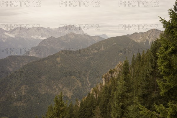 Mountain panorama seen from the Laber, Ammergau Alps, Ammergau, Oberammergau, mountains, Alps, Bavaria, Upper Bavaria, Garmisch-Partenkirchen, Germany