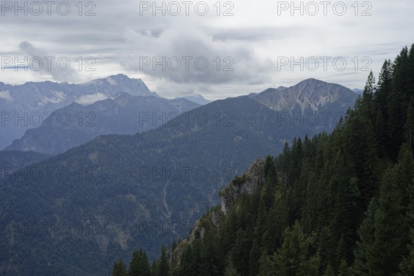 Mountain panorama seen from the Laber, Ammergau Alps, Ammergau, Oberammergau, mountains, Alps, Bavaria, Upper Bavaria, Garmisch-Partenkirchen, Germany
