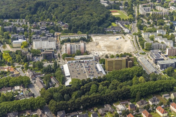 Aerial view, town hall and construction site with demolition of the former tower mall in Weddinghofen, Bergkamen, Ruhr area, North Rhine-Westphalia, Germany, construction work, construction area, building site, building plots, construction project, construction site, authority, DE, Europe, aerial view, aerial photography, aerial photography, town hall, city administration, overview, bird's-eye view, overview