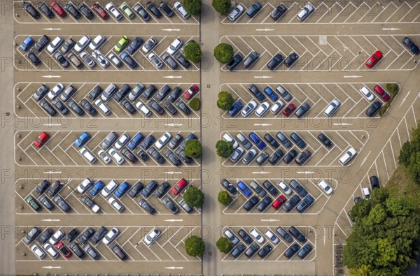 Aerial view, shapes and colours on the car park of Bayer AG in Weddinghofen, Bergkamen, Ruhr area, North Rhine-Westphalia, Germany, DE, Europe, aerial view, aerial photography, aerial photography, overview, bird's-eye view, birds-eyes view, overview