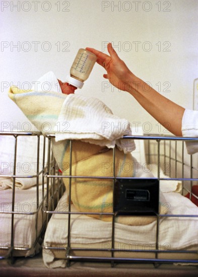 BIH, Sarajevo, 01.08.1995 -- SERIAL OF 10 PHOTOS -- Series about a maternity hospital during the civil war in Sarajevo. -- SARAJEVO BIRTH CLINIC DURING THE WAR IN 1995. Bosnia Hercogovina, Eastern Europe