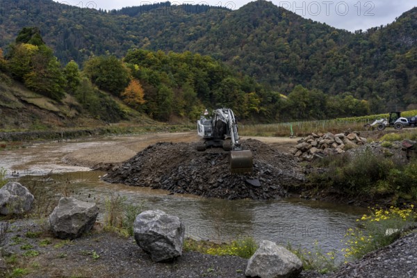 Reconstruction in the Ahr Valley, after the flood of July 2021, restoration of the river landscape, after the removal of debris, flotsam, the river Ahr is being expanded in parts like floodplains to create flooding areas, construction measures will also regulate the flow rate and strengthen the bank, near Altenahr, Rhineland-Palatinate