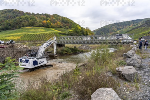 Reconstruction in the Ahr Valley, after the flood of July 2021, restoration of the river landscape, after the removal of debris, flotsam, the river Ahr is being expanded in parts like floodplains to create flooding areas, construction measures will also regulate the flow rate and strengthen the bank, near Mayschoß, Rhineland-Palatinate