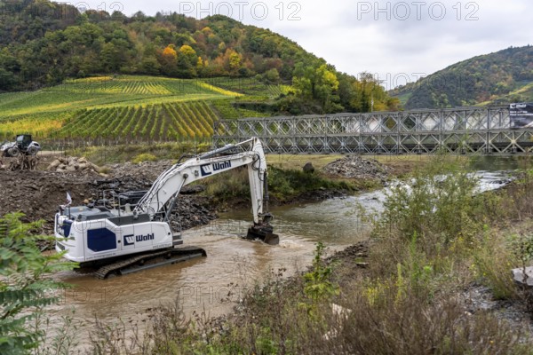 Reconstruction in the Ahr Valley, after the flood of July 2021, restoration of the river landscape, after the removal of debris, flotsam, the river Ahr is being expanded in parts like floodplains to create flooding areas, construction measures will also regulate the flow rate and strengthen the bank, near Mayschoß, Rhineland-Palatinate
