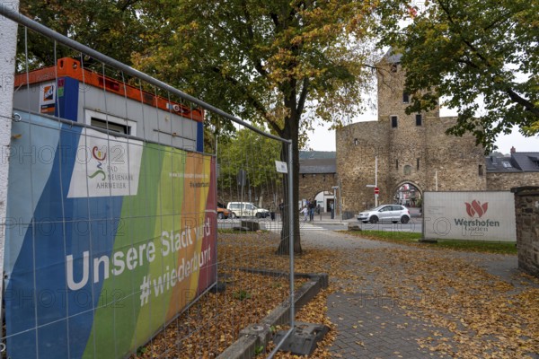Reconstruction in the Ahr Valley, after the flood of July 2021, advertising for the Ahr Valley, slogan Our city becomes #bunt again, old town of Ahrweiler, Rhineland-Palatinate