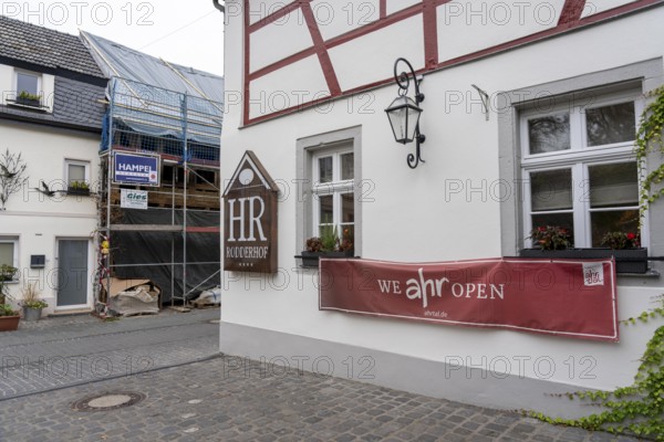Reconstruction in the Ahr Valley, after the flood of July 2021, advertising for the Ahr Valley, slogan We Ahr Open, old town of Ahrweiler, Rhineland-Palatinate