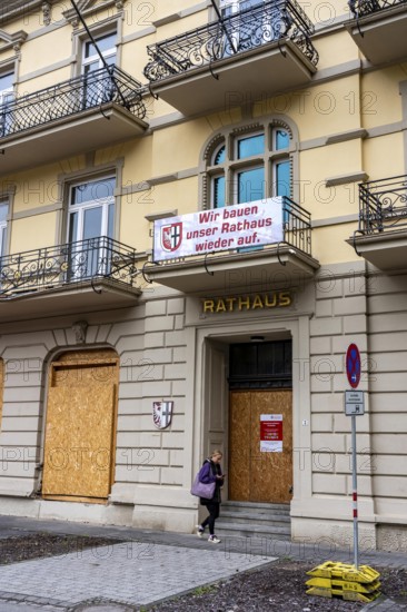 Reconstruction in the Ahr Valley, after the flood of July 2021, buildings that have not yet been renovated or demolished can be found in many towns, but most buildings have now been repaired or rebuilt, town hall near Altenahr, Rhineland-Palatinate