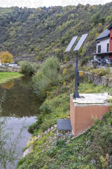 Reconstruction in the Ahr Valley, after the flood of July 2021, level measurement point on the river Ahr near Altenahr, measures the water level of the Ahr and transmits the data to the flood control center of Rhineland-Palatinate, they should warn of floods in good time, there are currently 41 measuring points in Rhineland-Palatinate