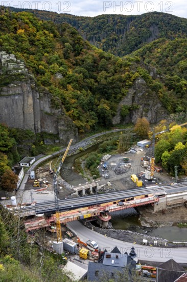 Reconstruction in the Ahr Valley, after the flood of July 2021, restoration of the railway infrastructure of the Ahr line, 29 km of tracks, 15 railway bridges, 7 were renovated, stations and stops renovated or renewed, 885 masts were built for the overhead line of the new electrification and 55 km of overhead lines were redrawn, here work on the cycle path bridge and railway bridge near Altenahr, Rhineland-Palatinate