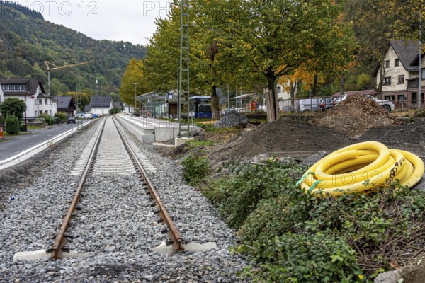Reconstruction in the Ahr Valley, after the flood of July 2021, restoration of the railway infrastructure of the Ahr line, 29 km of tracks, 15 railway bridges, 7 were renovated, stations and stops renovated or renewed, 885 masts were built for the overhead line of the new electrification and 55 km of overhead lines were redrawn, here work on the railway bridge at the terminus near Ahrbrück, Rhineland-Palatinate