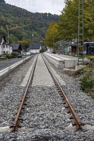 Reconstruction in the Ahr Valley, after the flood of July 2021, restoration of the railway infrastructure of the Ahr line, 29 km of tracks, 15 railway bridges, 7 were renovated, stations and stops renovated or renewed, 885 masts were built for the overhead line of the new electrification and 55 km of overhead lines were redrawn, here work on the railway bridge at the terminus near Ahrbrück, Rhineland-Palatinate