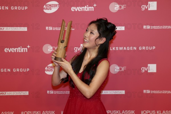 Leia Zhu, Opus Klassik 2025, awards ceremony at concert hall Berlin, 12.10.2025