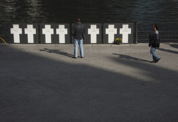 DEU Germany Berlin Memorial for escape victims of the division behind the Paul Löbe House. Scene on the eve of the 20th anniversary of German reunification on the festival mile in Berlin. Germany Berlin Memorial for the Victims of Unsuccessful Escape During the German Seperation. Scene one day ahead of the celebration marking the 20th anniversary of the German reunification