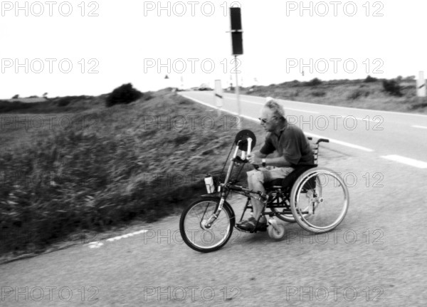 DEU, Germany, SYLT, 10.08.2003, Wolfgang Schäuble during a trip near Morsum /Sylt. © Karsten Thielker
