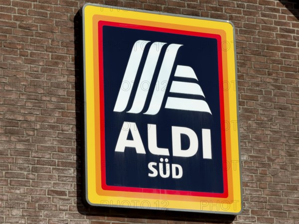 Logo of supermarket chain discounter retailer Aldi Süd on brick house wall, Germany
