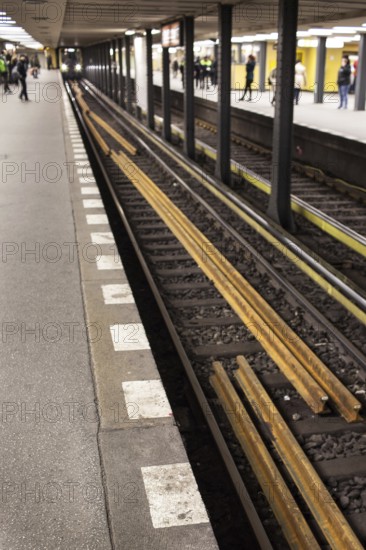 DEU Germany Germany Berlin Tracks are located on the U2 track at the Zoological Garden